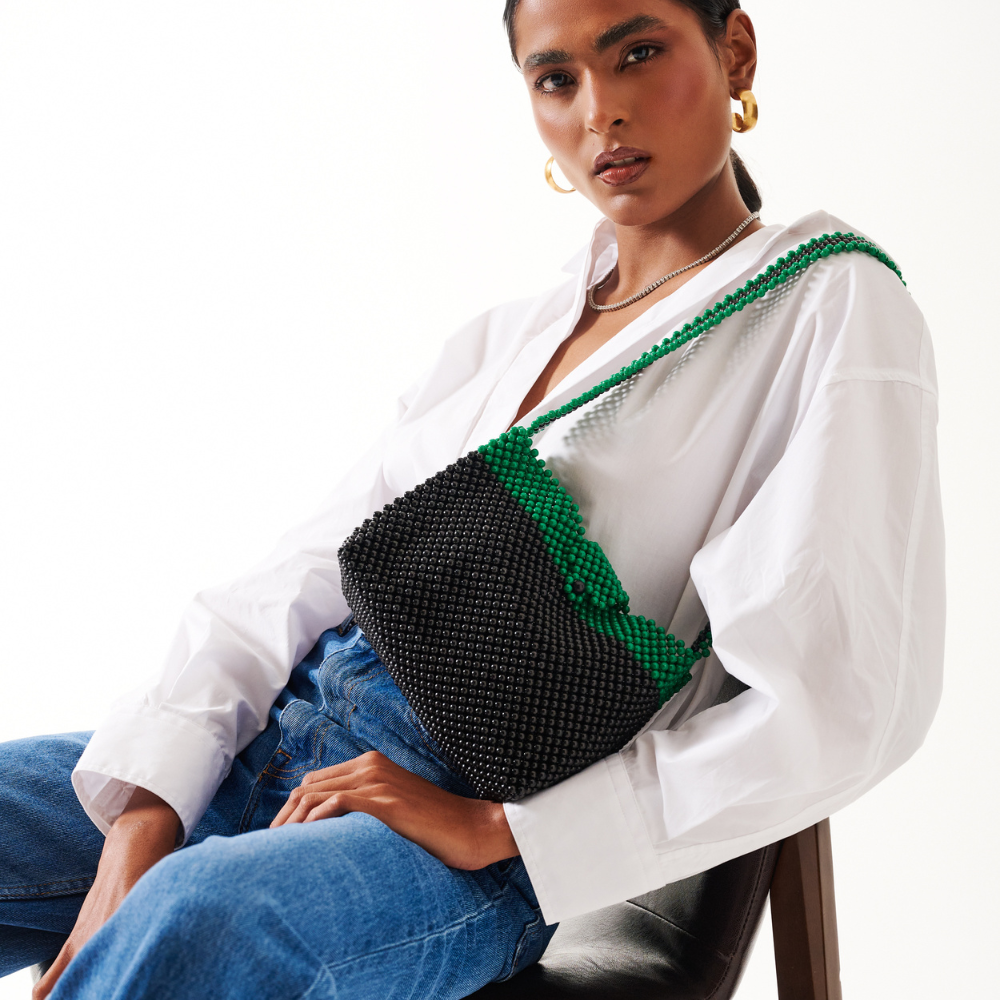 Beaded bag  (black/green)