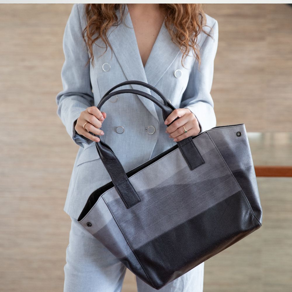 Oversized Tote- Elis