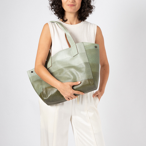 leather oversized tote, made in sydney, pessoa bag
